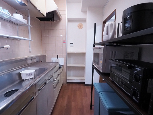 FR北上野703号室共有部のキッチン